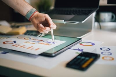 Ipad and iphone used in hippa compliant iphone app for scanning.