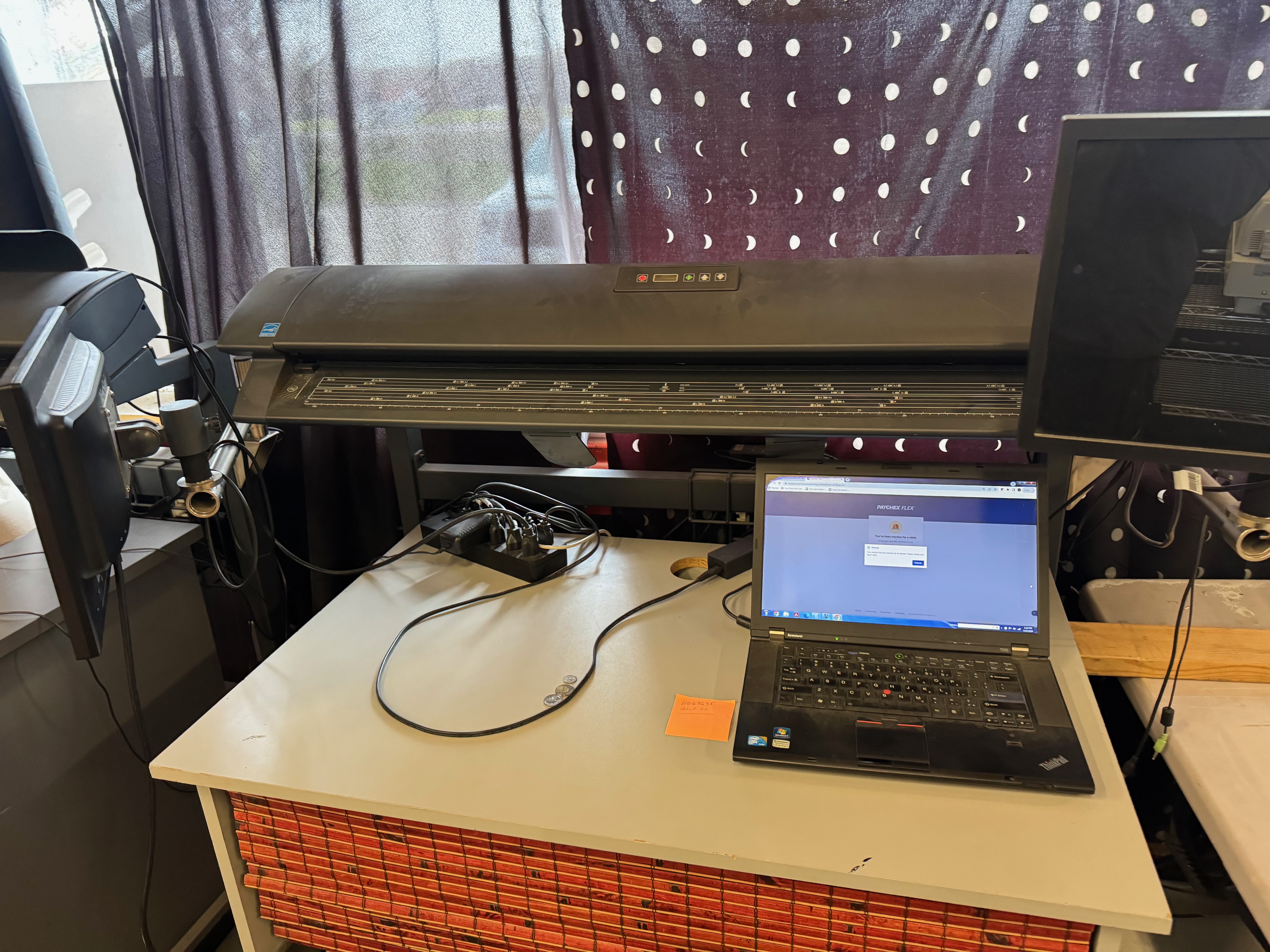 Canon scanning station used in wide format scanning.